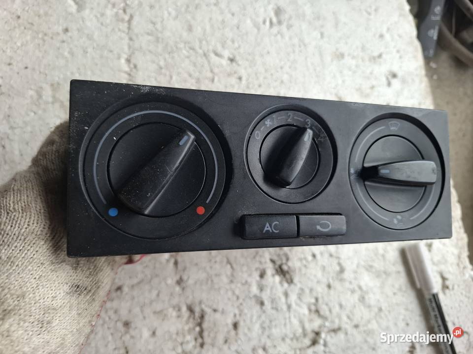 Panel Nawiewu Volkswagen Golf IV Wisznice