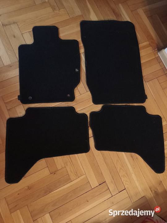 Nowe oryginalne dywaniki welurowe Mitsubishi
