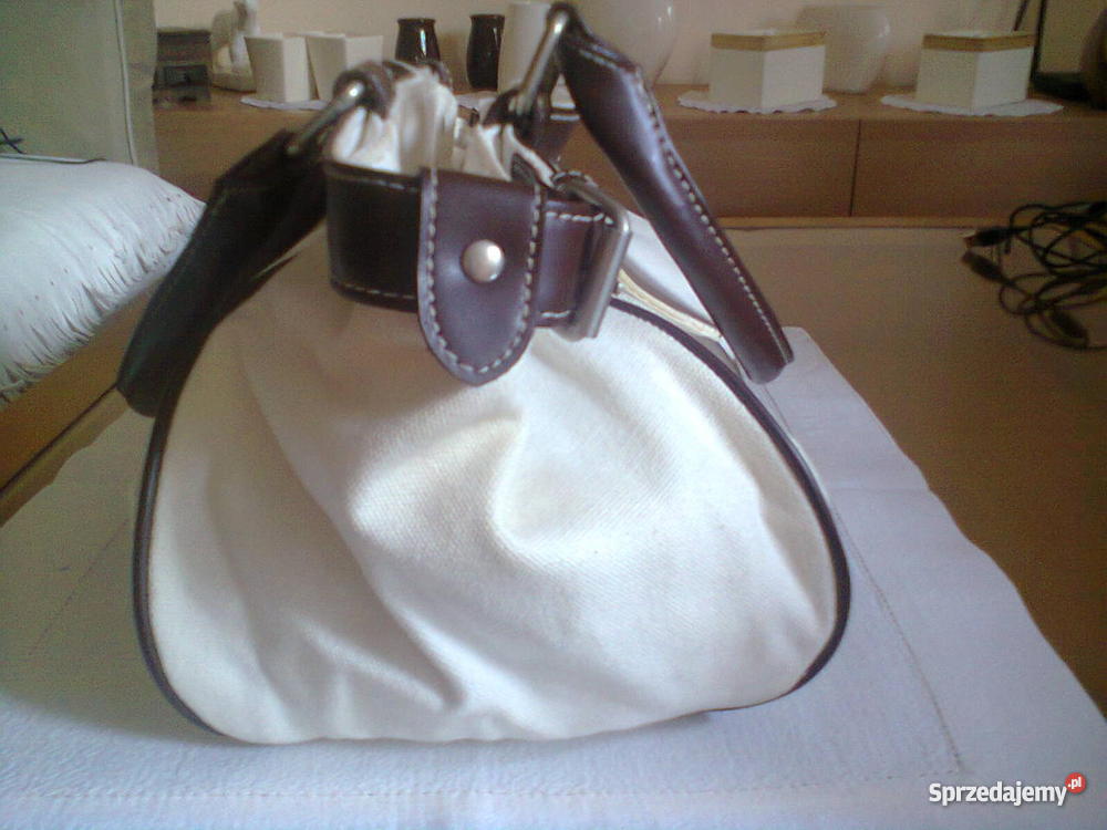 Biała torebka Carry