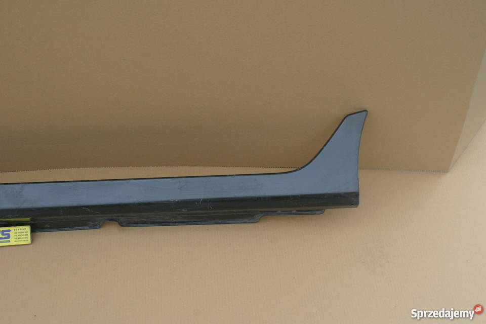 HYUNDAI I30 I KOMBI 0712 LISTWA PROGOWA NAKŁADKA Bieleń