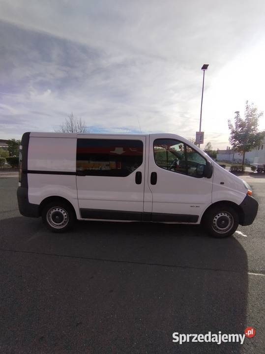 Renault Trafic 2004 19 dCi 172 Książka Serwisowa Biłgoraj