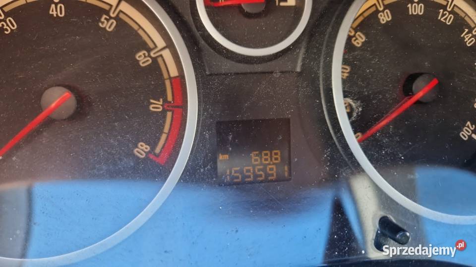 Opel corsa 14 Benz full wypas niski przebieg manualna Łuków