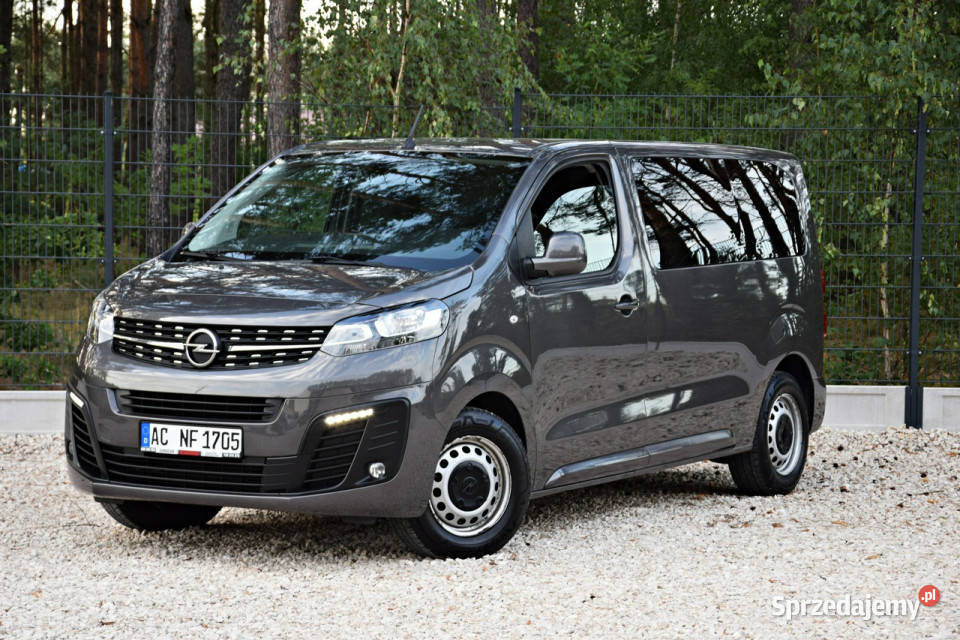 Opel Vivaro 20 CDTI 145 9 Osób Kamera LED