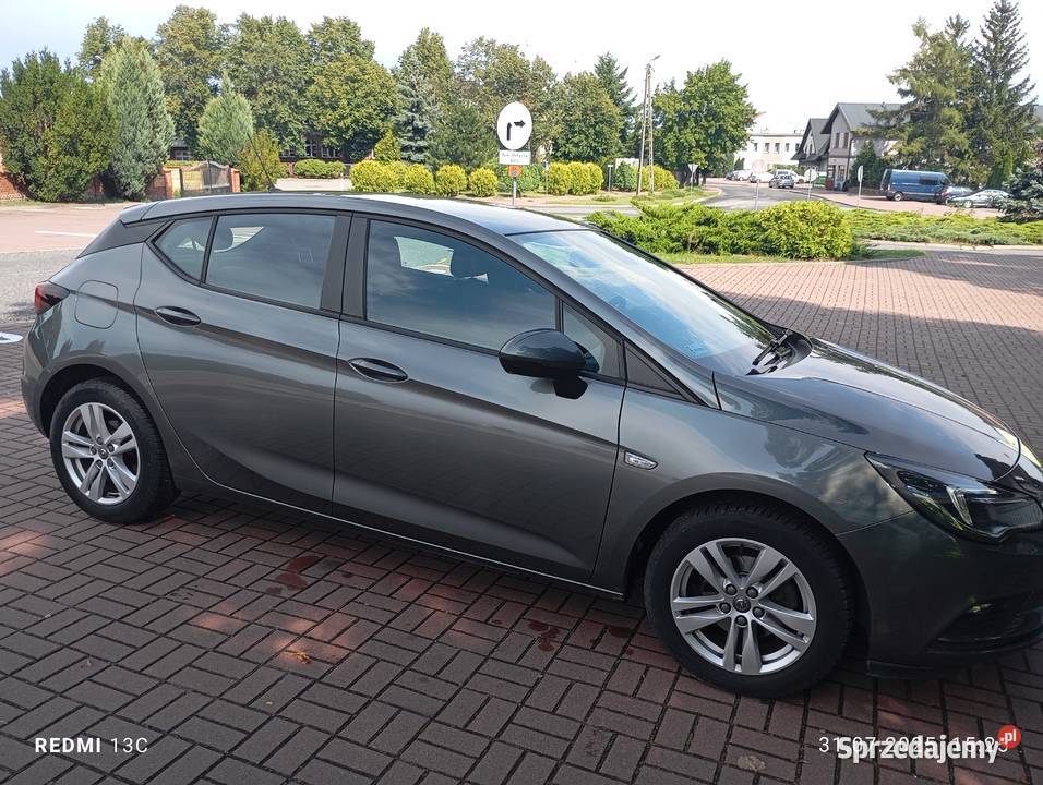Opel Astra K 2019r 14 Turbo benzyna 125 Salon łódzkie Łódź sprzedam
