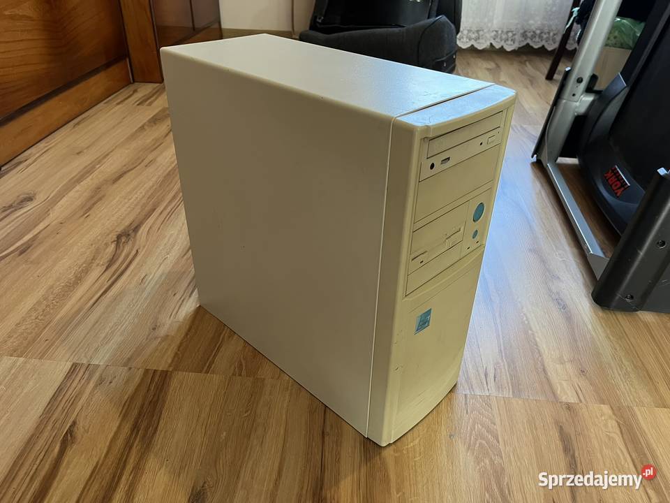 Zabytkowy komputer PC AT Pentium MMX 166MHz Brzana