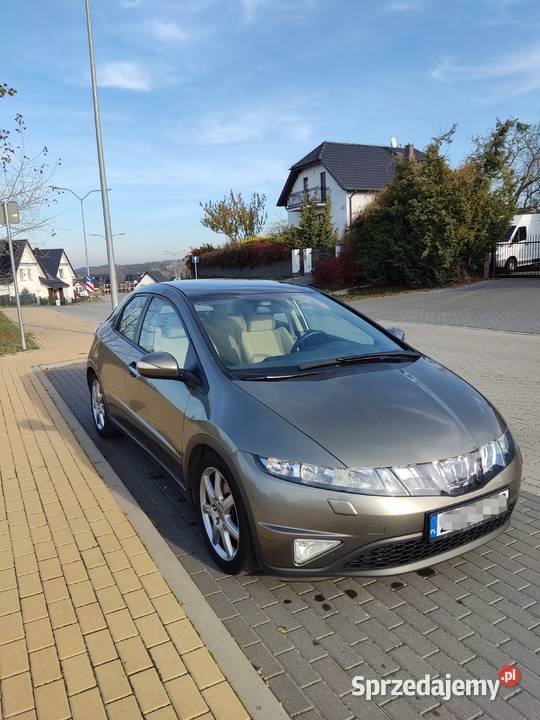 Honda Civic VIII Executive 18 iVTEC 140