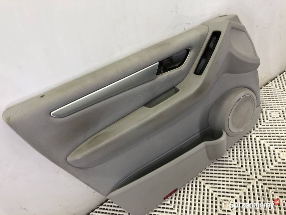 BOCZEK DRZWI LEWY PRZÓD MERCEDES W245 Hatchback Tapicerki samochodowe
