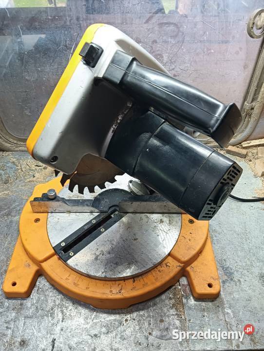 Ukośnica do cięcia widiowa EINHELL 800W 230V