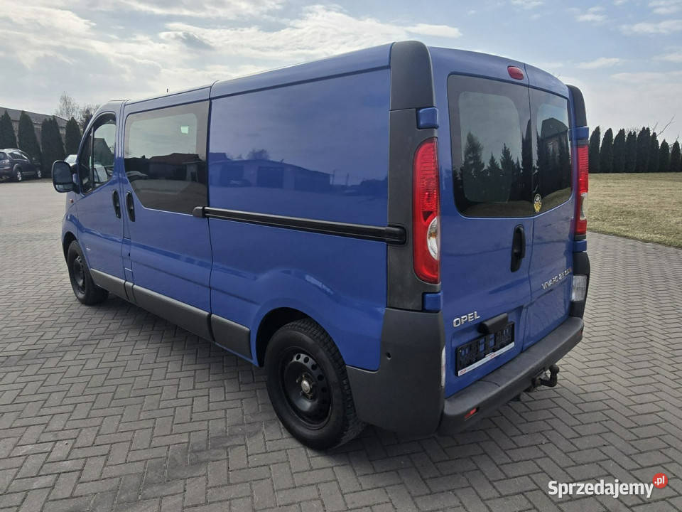 Opel Vivaro 25dci welurowa tapicerka sprzedam