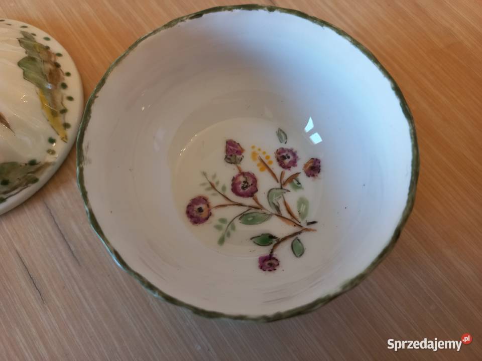 Stara porcelanowa szkatułka malowana ręcznie z
