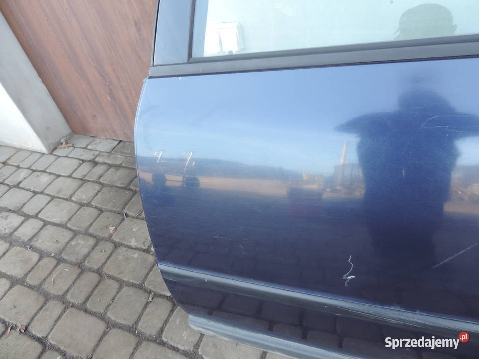 PASSAT B5 SEDAN DRZWI LEWE TYLNE PRZED LIFT Motoryzacja małopolskie Nowy Sącz
