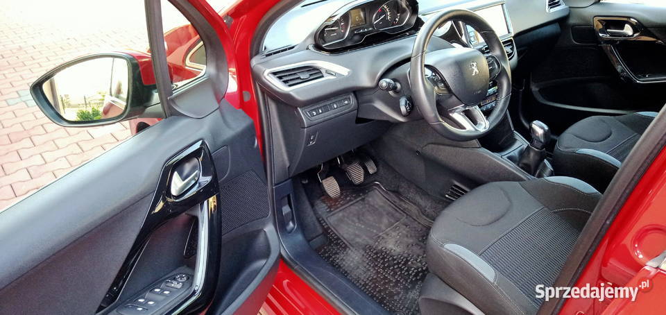 Peugeot 208 Allure 1 Właściciel Salon wielofunkcyjna kierownica Wolbrom
