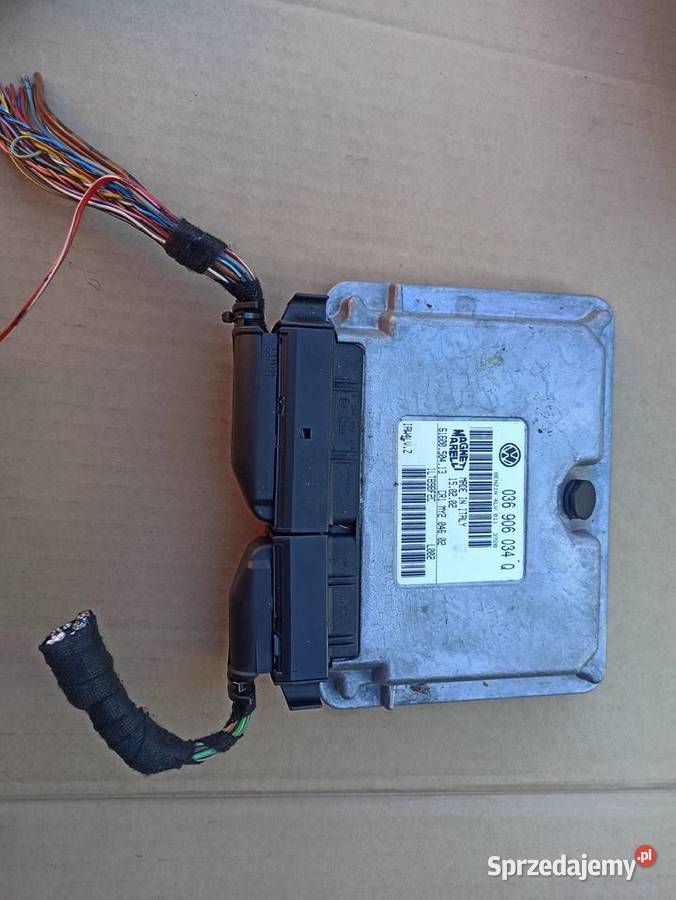 AUDI A2 8Z 14 STEROWNIK SILNIKA 036906034Q osobowe Bolesławiec