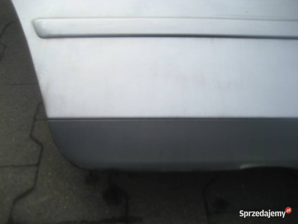 audi a4 b6 kombi małysz 0104r drzwi tył prawe