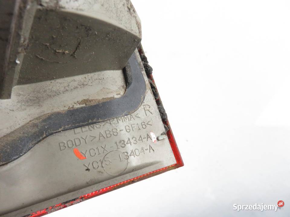 LAMPA PRAWA TYLNA FORD TRANSIT V YC1X13434A