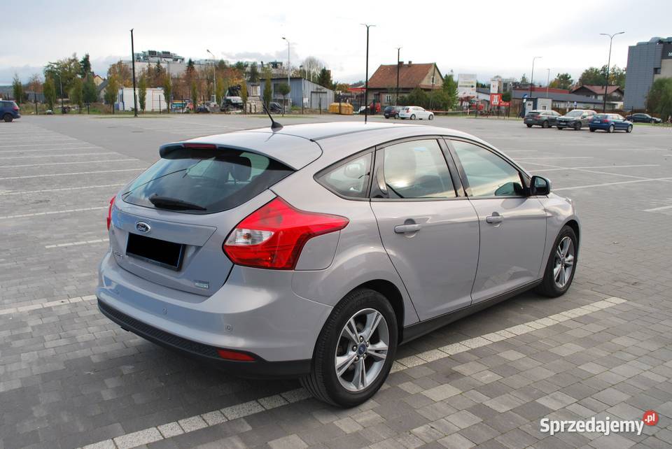 Ford Focus 10 Benzyna 100 Klima Grzane Fotele i 132000km sprzedam