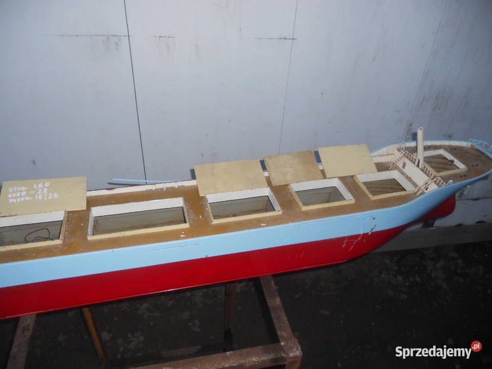 Statek kontenerowy Kontenerowiec 1 80 M Model Dębica