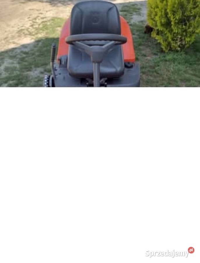 Kosiarka traktorek 4x4 Husqvarna R16C AWD z Kosiarki spalinowe Słowiki Stare