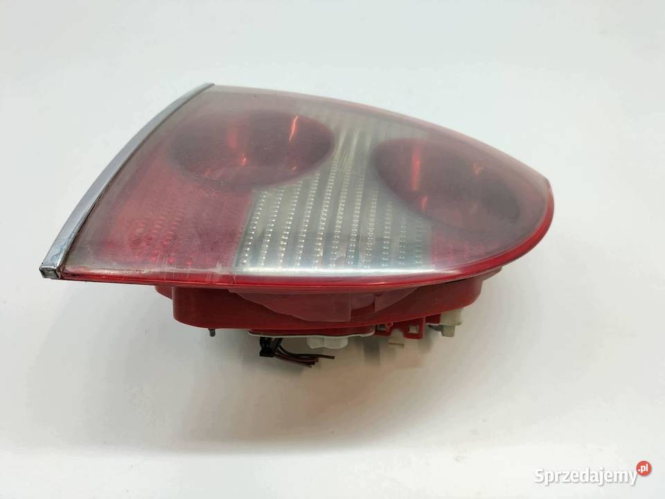 LAMPA TYŁ PRAWA SEDAN LIFT 3B7945096D VW Lampy tylne