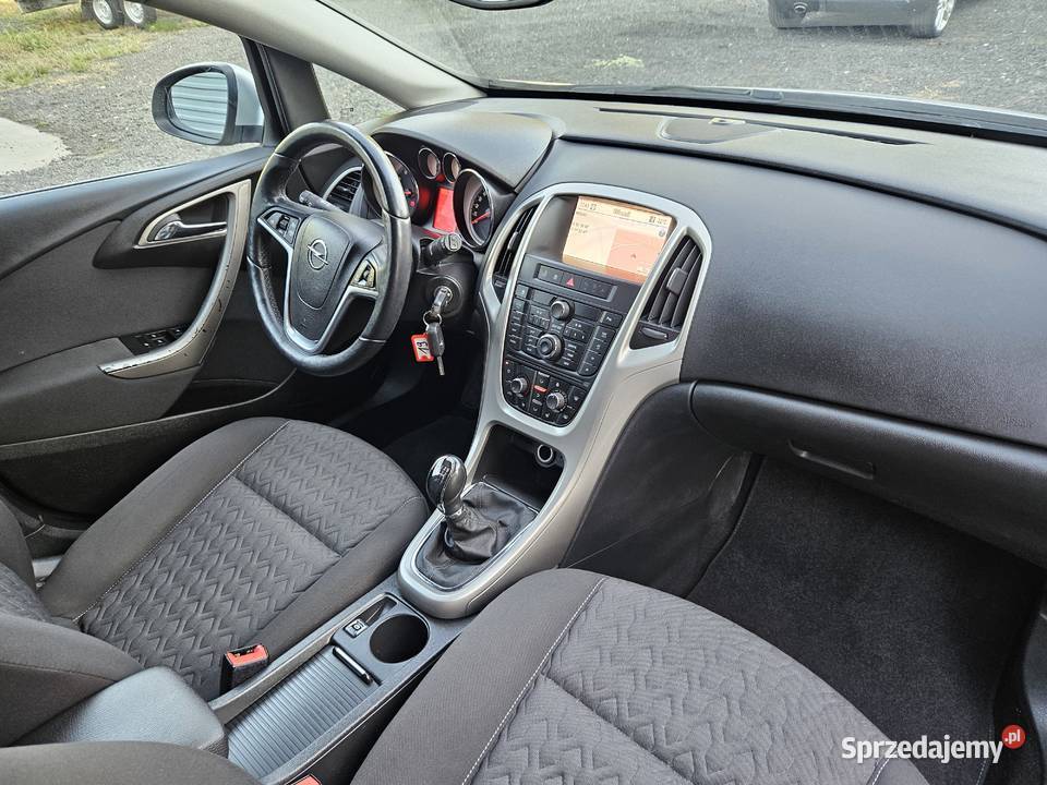Opel Astra J 14T benz2013rwersja Active garażowany Astra