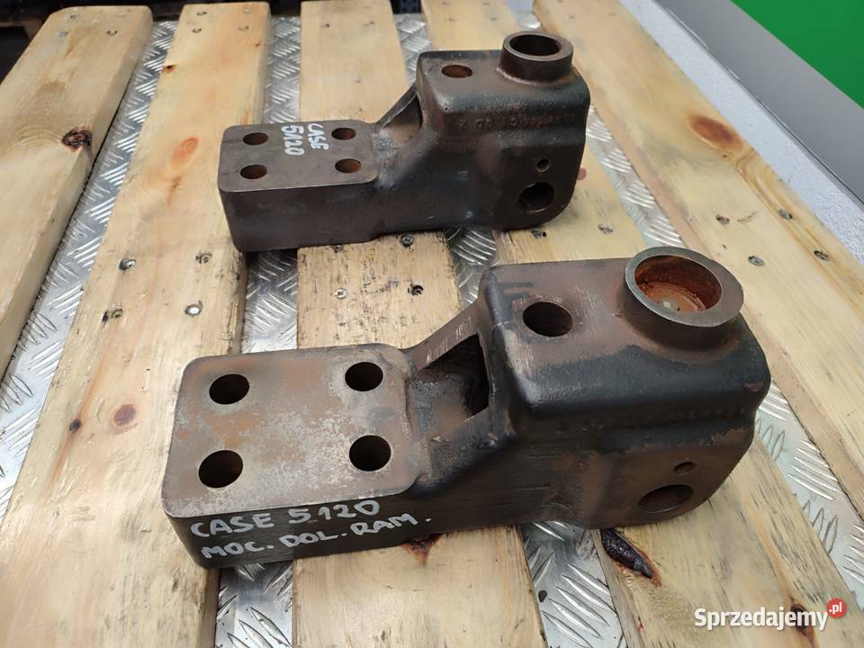 Wspornik tylnej osi napędowej 1348144C1 CASE Wilkowo