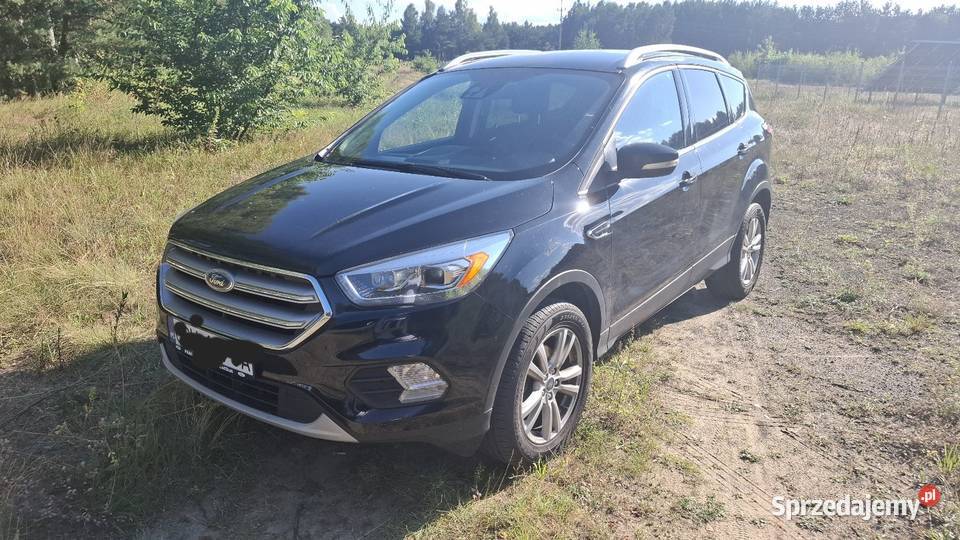 Ford Kuga 15 150 Titanium czarny Czersk