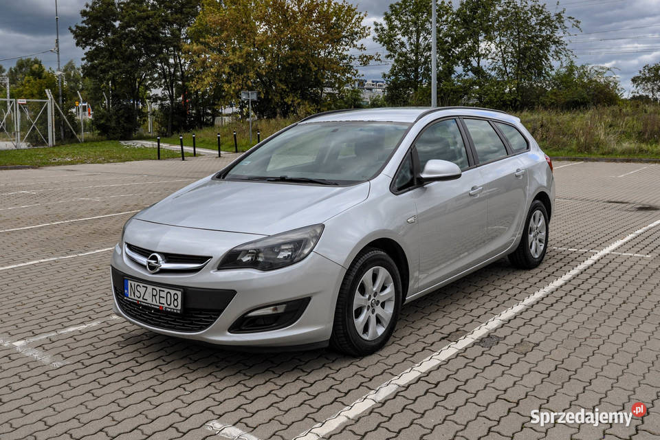 Opel Astra 14T LPG 2014 r Lift Bezwypadkowy dolnośląskie