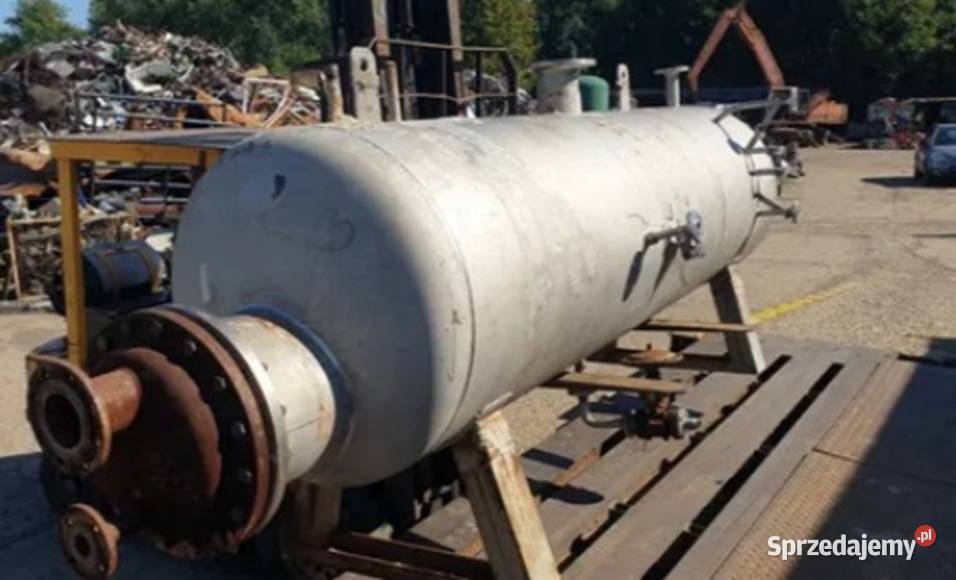 Zbiornik z nierdzewkinierdzewny zbiornik silos