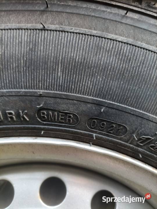 Przyczepa ciężarowa 3000 Do samochodów osobowych Piotrówka