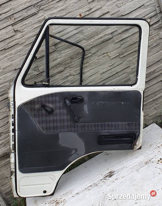MAN VW L80 DRZWI PRAWE BEZ RDZY Karoseria Bieleń sprzedam