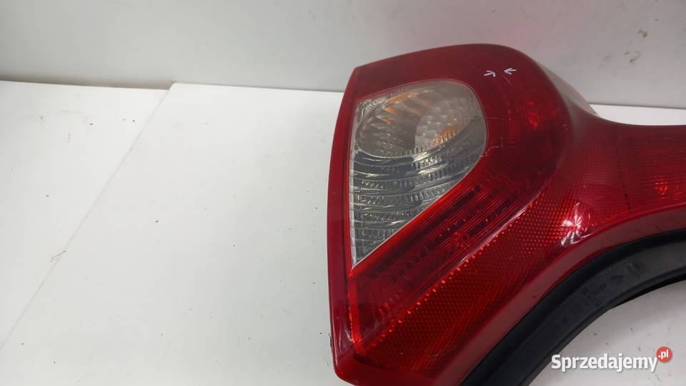 VOLVO C30 HB LAMPA TYŁ LEWA Zbierkowo