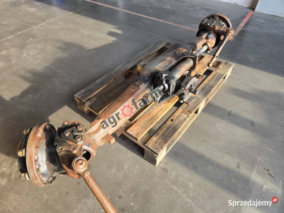 Przedni most Renault Claas Ares 550 Carraro 2019 Byków