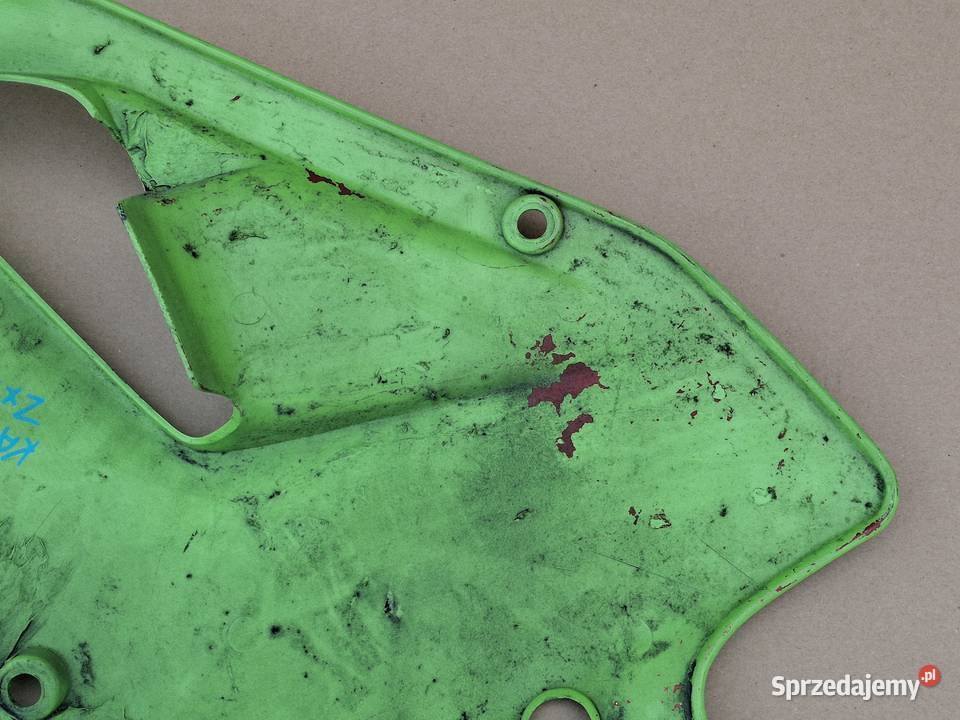 KAWASAKI ZX7R ZX750R 2XR BOCZEK PRAWY OWIEWKA