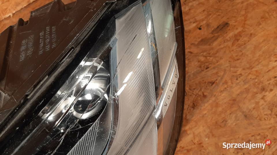 VOLVO V90 S90 REFLEKTOR LAMPA FULL LED LEWA osobowe