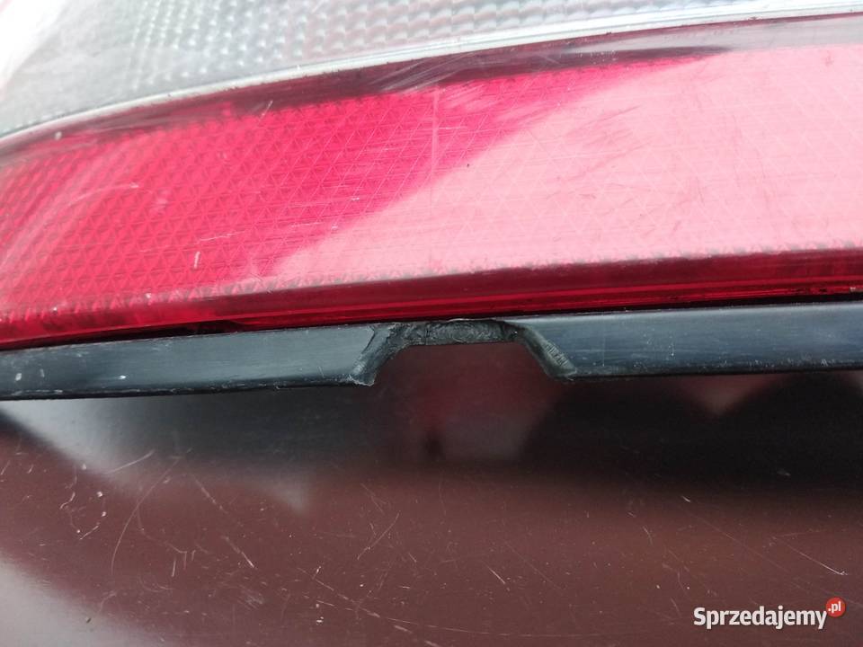 Mazda 323 BG hatchback HB lampa tył tylna lewa Sieradz
