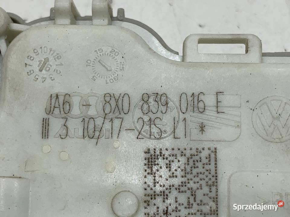 ZAMEK DRZWI PRAWY TYŁ AUDI A4 B9 Kombi osobowe