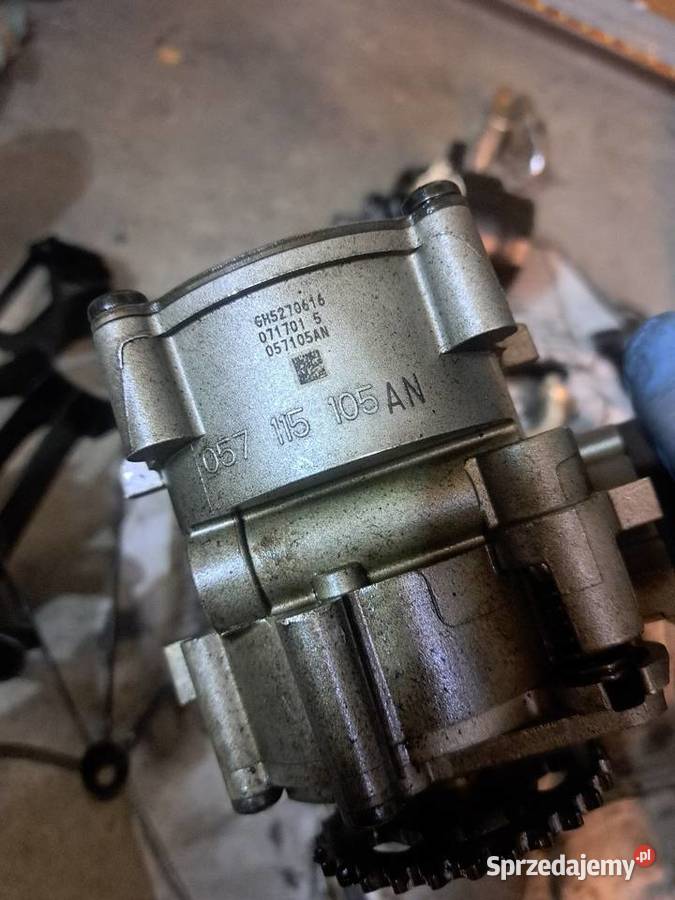 Pompa oleju audi SQ7 Q8 A8 D5 057115005AN osobowe Wrocław