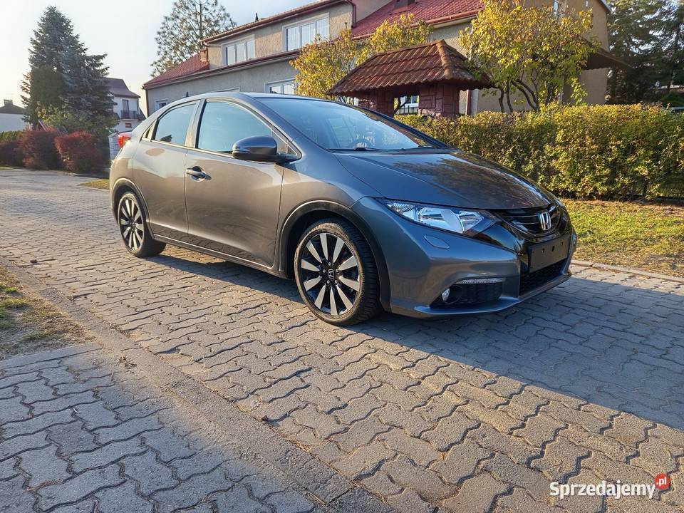 Honda Civic 2014r w wersji SPORT 18 benz 142 wielofunkcyjna kierownica