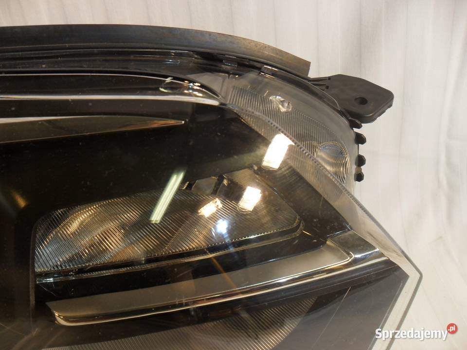 Opel Vivaro III Citroen Jumpy xenon lampa prawa osobowe Nowy Tomyśl