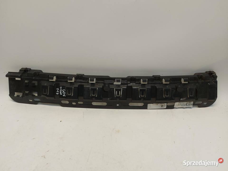 BMW G05 X5 30d 2019r ŚRODKOWY ŚLIZG ZDERZAKA TYŁ osobowe Karoseria