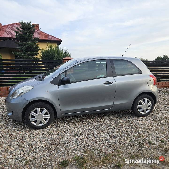 Toyota Yaris kupiony w polskim salonie