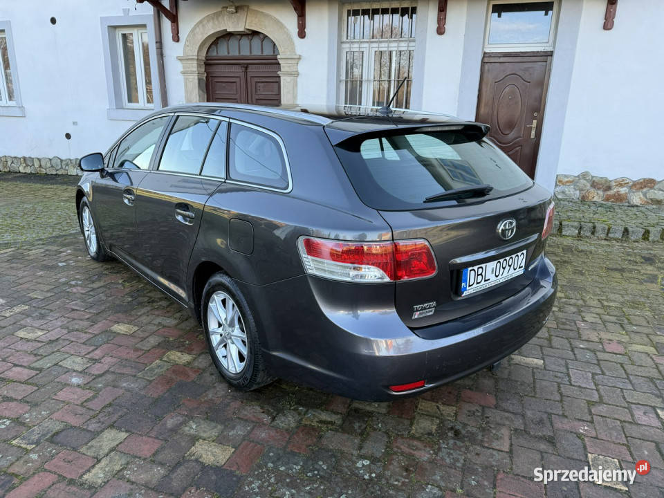 Toyota Avensis T27 20d 125 133 z Niemiec Kamera Avensis Ocice