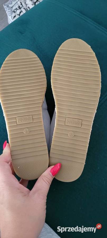 Piękne espadryle na koturni DeeZee 37 Sandały i klapki mazowieckie Siedlce