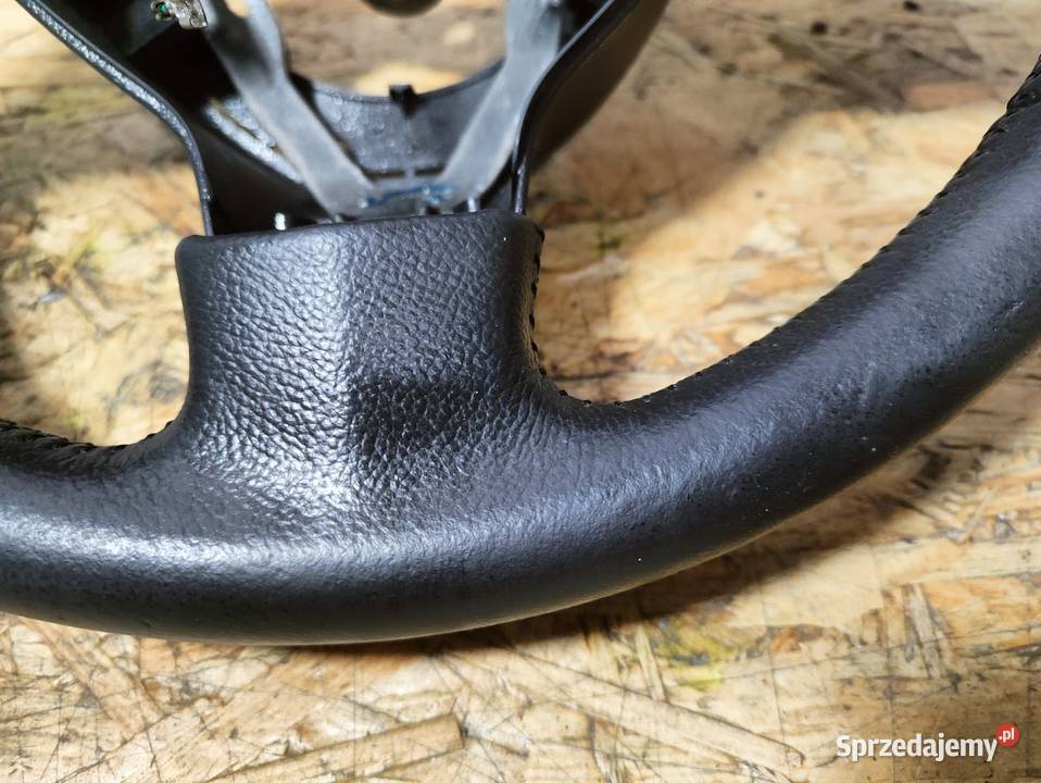 Kierownica Multifunkcyjna Suzuki Splash Wyposażenie wnętrza Pleszew