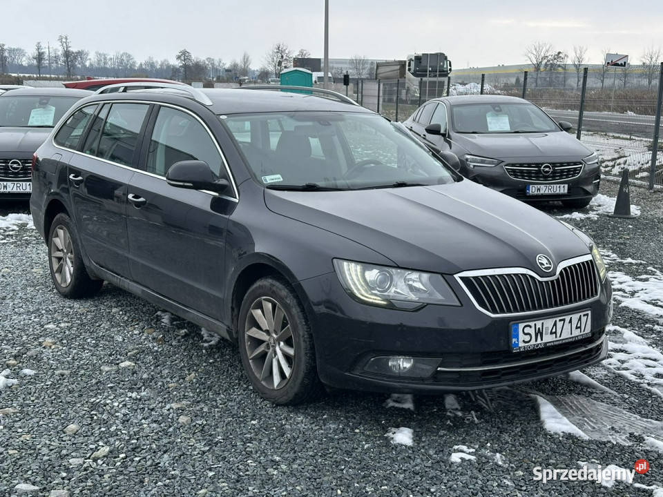koda Superb 20 TDi 170 DSG 2014r lift Salon Wojkowice