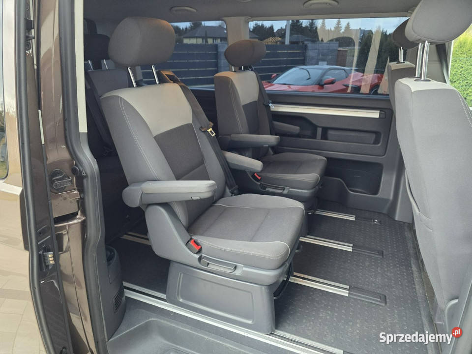 Volkswagen Multivan najlepszy silnik CAAB 20TDI nawigacja Czarnków