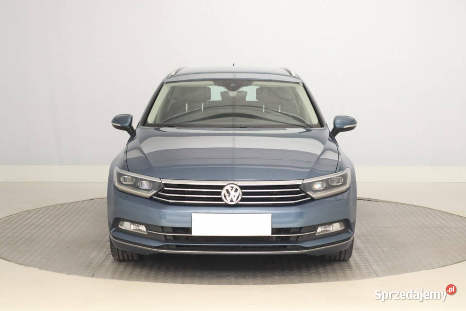VW Passat 18 TSI elektrycznie ustawiane fotele sprzedam