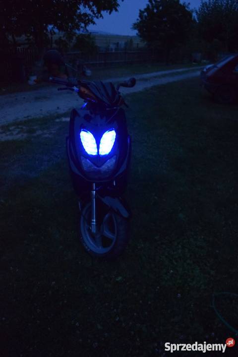 Yamaha Aerox czarny Brynica