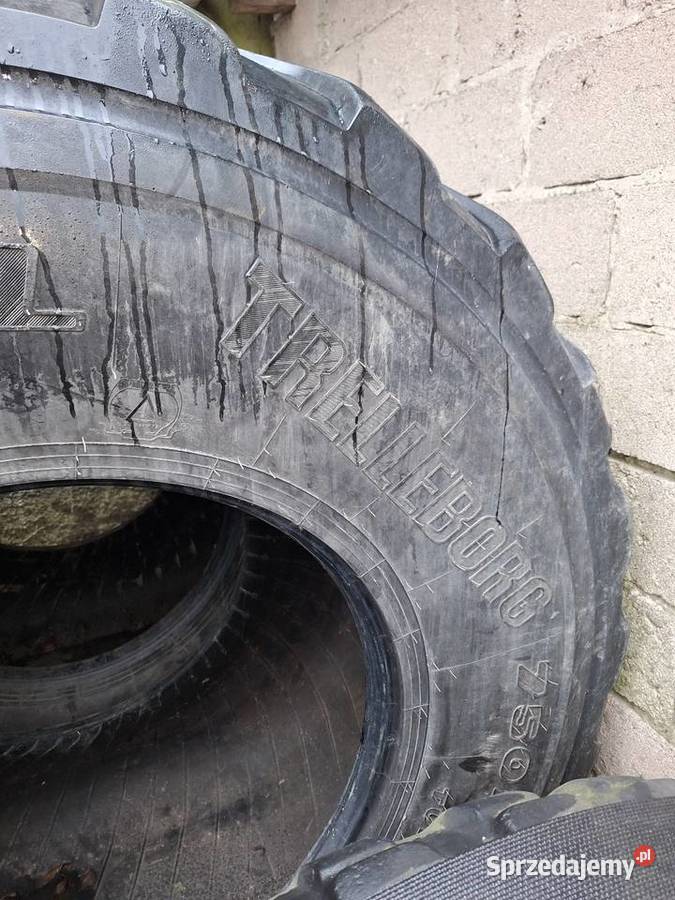 Opony 75060 R 305 Gruczno sprzedam