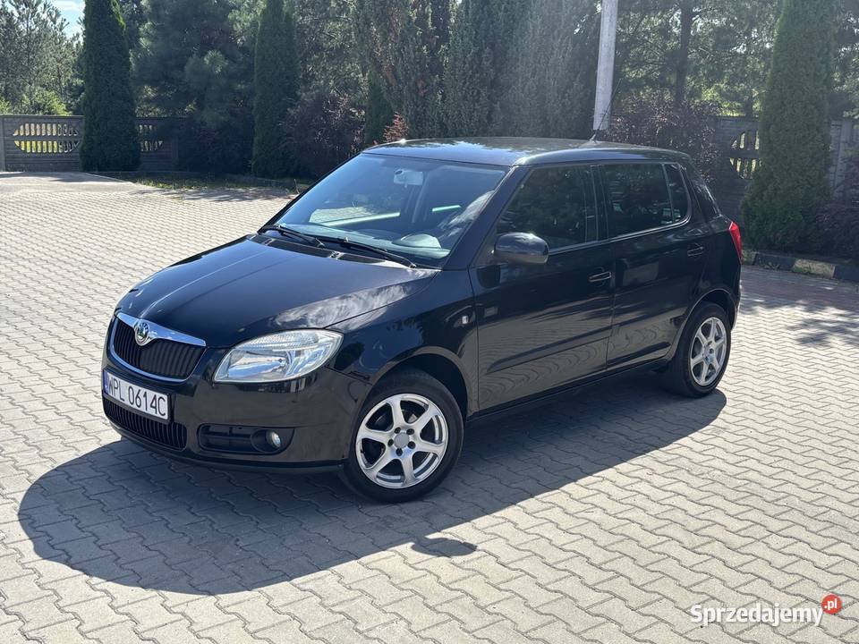 Skoda Fabia II Ładna Zadbana światła przeciwmgielne Dobrzyków sprzedam